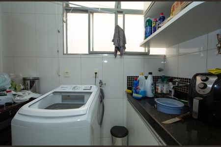 AREA DE SERVICO de apartamento à venda com 3 quartos, 60m² em Nova Gameleira, Belo Horizonte