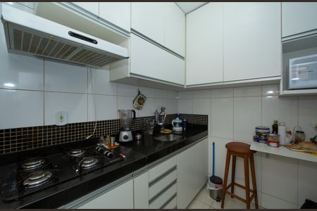COZINHA de apartamento à venda com 3 quartos, 60m² em Nova Gameleira, Belo Horizonte