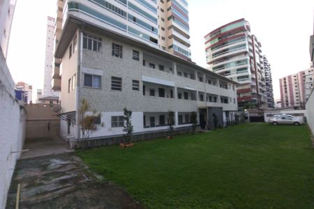 Studio para alugar com 42m², 0 quarto e 1 vaga Studio para alugar com 42m², 0 quarto e 1 vagaGaragem