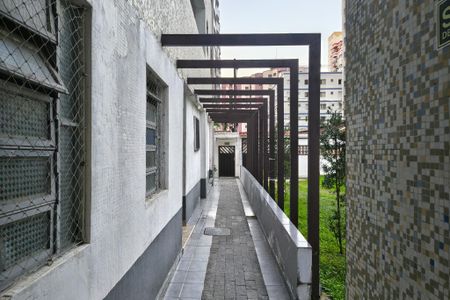 Área comum de kitnet/studio para alugar com 0 quarto, 42m² em Guilhermina, Praia Grande