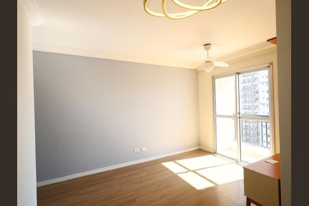 Sala de apartamento para alugar com 3 quartos, 64m² em Centro, Osasco