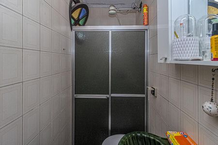 banheiro na área de serviço_2 de casa à venda com 2 quartos, 150m² em Jardim Santa Cruz (sacoma), São Paulo