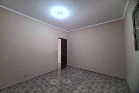 Quarto de casa para alugar com 1 quarto, 85m² em Fazenda da Juta, São Paulo