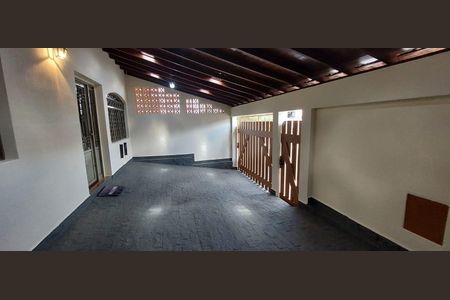 Garagem de casa à venda com 3 quartos, 146m² em Parque Residencial Vila União, Campinas