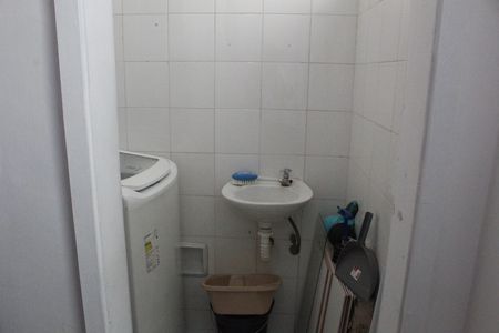 Apartamento para alugar com 70m², 2 quartos e 1 vagaÁrea de Serviço