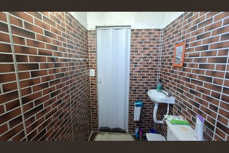 Banheiro  de casa para alugar com 2 quartos, 40m² em Rio Vermelho, Salvador