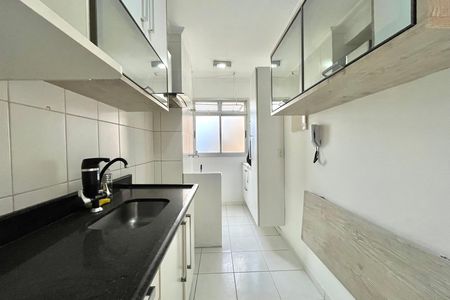 Cozinha de apartamento à venda com 2 quartos, 48m² em Parque Jabaquara, São Paulo
