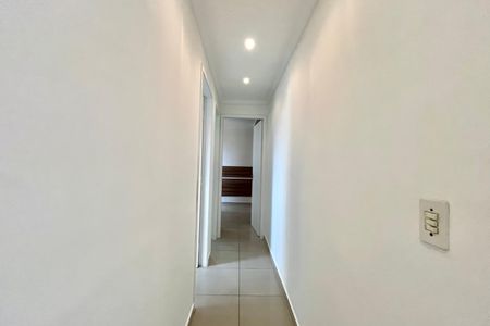 Apartamento à venda com 48m², 2 quartos e 1 vaga Apartamento à venda com 48m², 2 quartos e 1 vagaCorredor