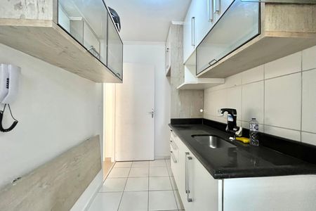 Apartamento à venda com 48m², 2 quartos e 1 vaga Apartamento à venda com 48m², 2 quartos e 1 vagaCozinha