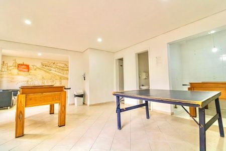 Apartamento à venda com 48m², 2 quartos e 1 vaga Apartamento à venda com 48m², 2 quartos e 1 vagaÁrea comum - Salão de Jogos