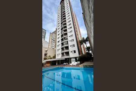 Apartamento à venda com 57m², 2 quartos e 1 vaga Apartamento à venda com 57m², 2 quartos e 1 vagaFachada