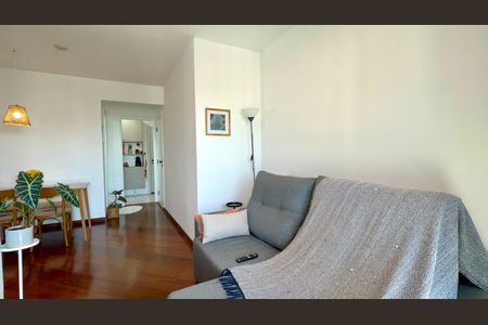 Apartamento à venda com 57m², 2 quartos e 1 vaga Apartamento à venda com 57m², 2 quartos e 1 vagaSala