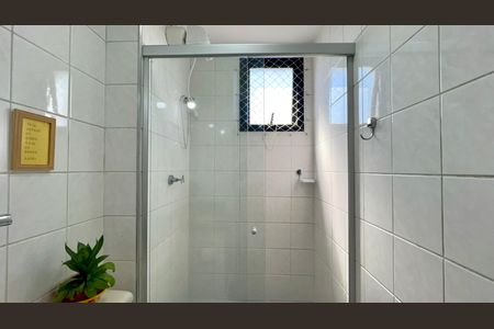 Apartamento à venda com 57m², 2 quartos e 1 vaga Apartamento à venda com 57m², 2 quartos e 1 vagaBanheiro