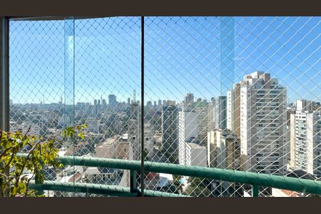 Apartamento à venda com 57m², 2 quartos e 1 vaga Apartamento à venda com 57m², 2 quartos e 1 vagaVaranda