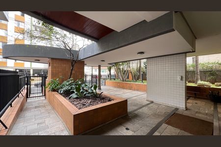 Apartamento à venda com 57m², 2 quartos e 1 vaga Apartamento à venda com 57m², 2 quartos e 1 vagaEntrada