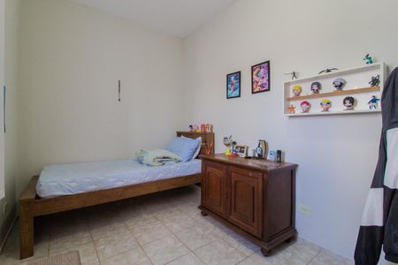 Casa à venda com 243m², 3 quartos e 4 vagas