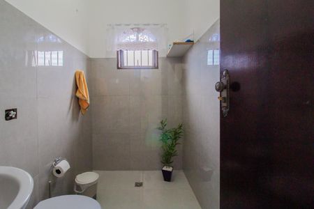 Casa à venda com 243m², 3 quartos e 4 vagas