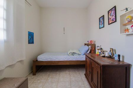 Casa à venda com 243m², 3 quartos e 4 vagas