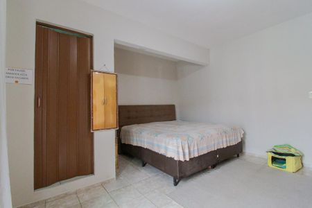Casa à venda com 243m², 3 quartos e 4 vagas
