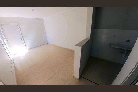 Sala de apartamento para alugar com 2 quartos, 52m² em Duarte Silveira, Petrópolis