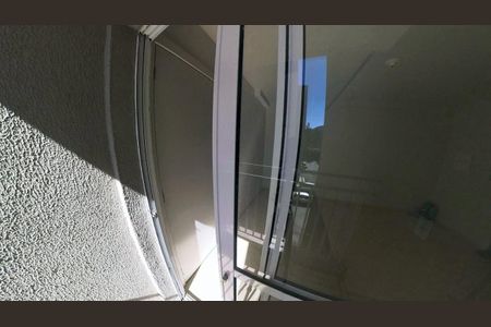 Varanda de apartamento para alugar com 2 quartos, 52m² em Duarte Silveira, Petrópolis