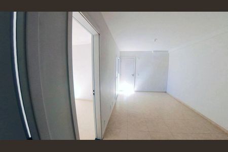 Sala de apartamento para alugar com 2 quartos, 52m² em Duarte Silveira, Petrópolis