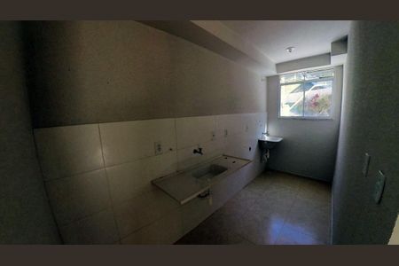 Cozinha de apartamento para alugar com 2 quartos, 52m² em Duarte Silveira, Petrópolis