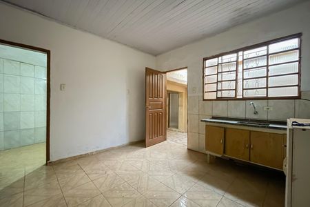 Cozinha de casa para alugar com 2 quartos, 55m² em Remédios, Osasco