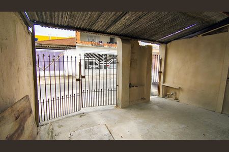 Garagem de casa para alugar com 2 quartos, 55m² em Remédios, Osasco