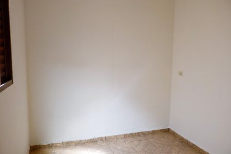 Quarto 1 de casa para alugar com 2 quartos, 55m² em Remédios, Osasco