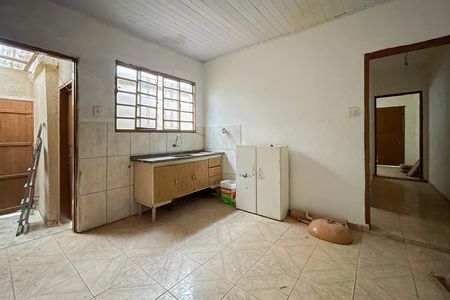 Cozinha de casa para alugar com 2 quartos, 55m² em Remédios, Osasco