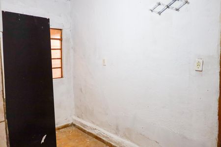Quarto 2 de casa para alugar com 2 quartos, 55m² em Remédios, Osasco