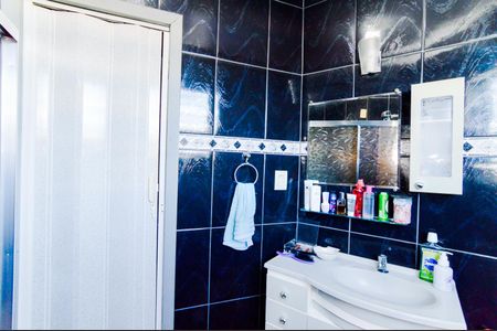 Banheiro Social de casa à venda com 3 quartos, 145m² em Jardim Divinolandia, Guarulhos