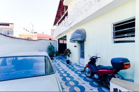 Garagem de casa à venda com 3 quartos, 145m² em Jardim Divinolandia, Guarulhos