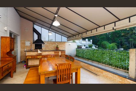 Varanda gourmet de casa de condomínio à venda com 3 quartos, 160m² em Vila Andrade, São Paulo