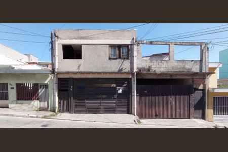 Fachada de casa à venda com 2 quartos, 207m² em Centro, Diadema