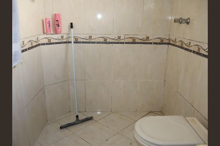 Banheiro de casa à venda com 2 quartos, 165m² em Parque Residencial Oratorio, São Paulo