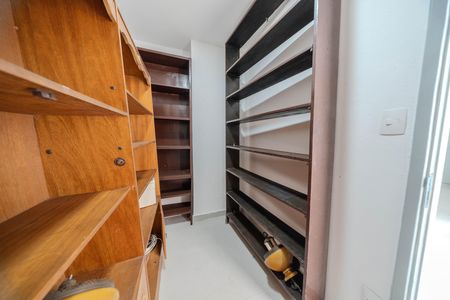 Quarto de Serviço de apartamento para alugar com 4 quartos, 150m² em Cerqueira César, São Paulo