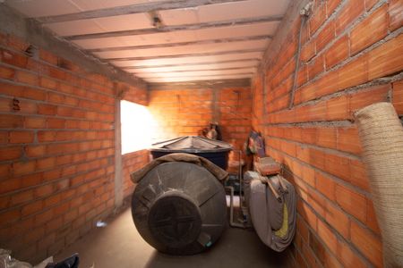Casa à venda com 6 quartos, 66m² em Jardim Flor de Maio, São Paulo