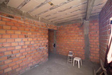 Casa à venda com 6 quartos, 66m² em Jardim Flor de Maio, São Paulo