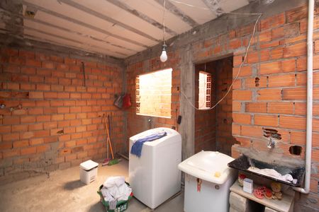 Casa à venda com 6 quartos, 66m² em Jardim Flor de Maio, São Paulo