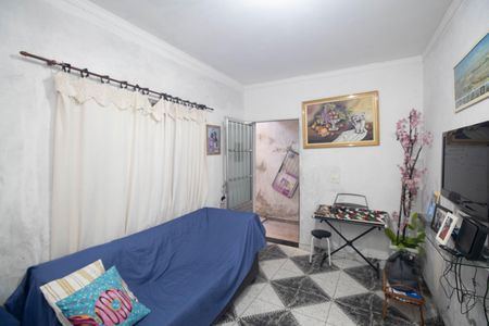Casa à venda com 6 quartos, 66m² em Jardim Flor de Maio, São Paulo