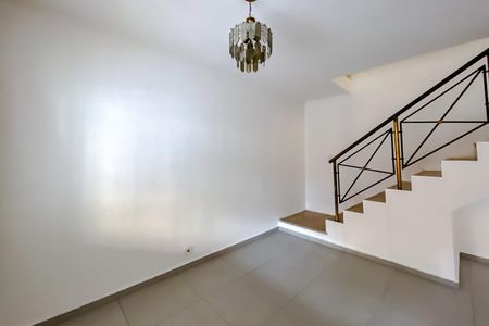 Sala de casa para alugar com 3 quartos, 153m² em Perdizes, São Paulo