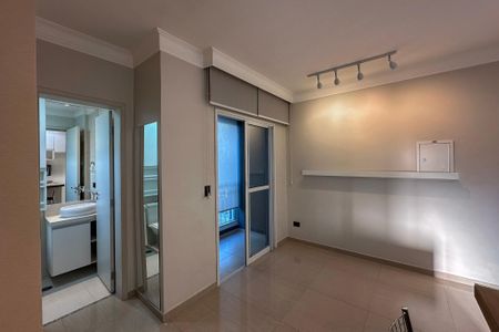 Sala de apartamento à venda com 1 quarto, 36m² em Vila Gumercindo, São Paulo