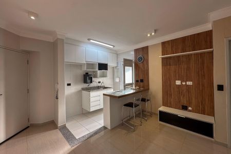 Sala/Cozinha de apartamento à venda com 1 quarto, 36m² em Vila Gumercindo, São Paulo