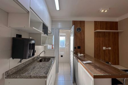 Cozinha de apartamento à venda com 1 quarto, 36m² em Vila Gumercindo, São Paulo