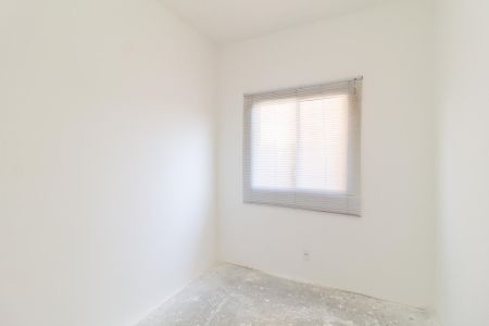 Quarto de apartamento para alugar com 2 quartos, 45m² em Vila Sul Americana, Carapicuíba