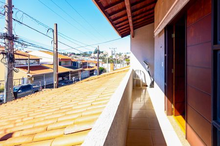 Sacada da Sala de TV de casa à venda com 3 quartos, 230m² em Jardim Hubert, Indaiatuba