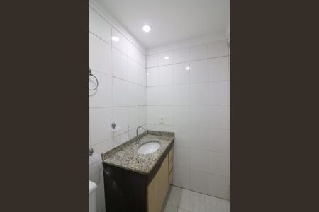 Banheiro Social de apartamento para alugar com 2 quartos, 55m² em Jardim Iraja, São Bernardo do Campo