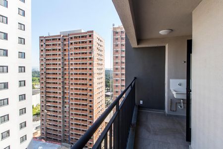 Varanda de apartamento para alugar com 2 quartos, 56m² em Jardim Maria Helena, Barueri